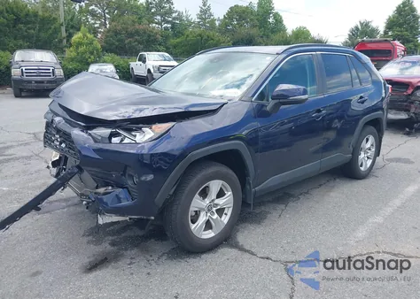 2021 Toyota Rav4 Xle z USA, uszkodzony, nr VIN 2T3P1RFV8MW192501